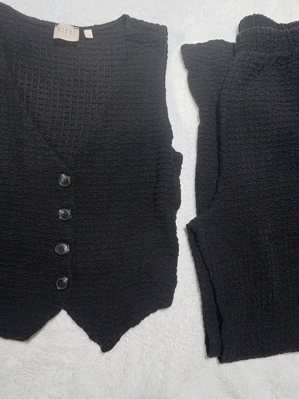 Women's Black Textured Knit Vest & Pants Set